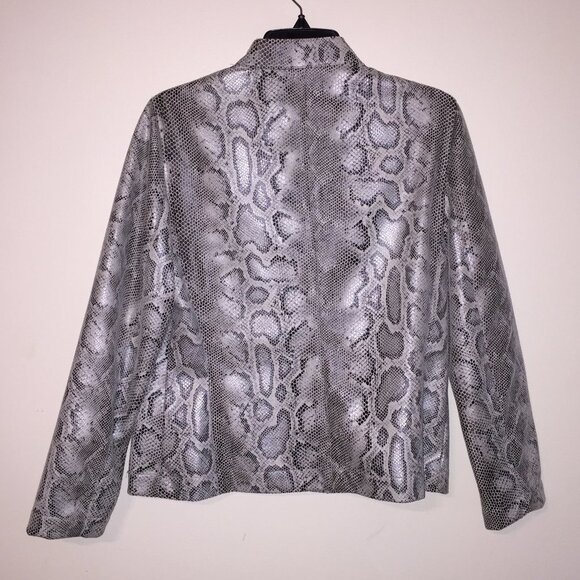 NWT Alfred Dunner Snakeskin Jacket Gray Black - Picture 2 of 6